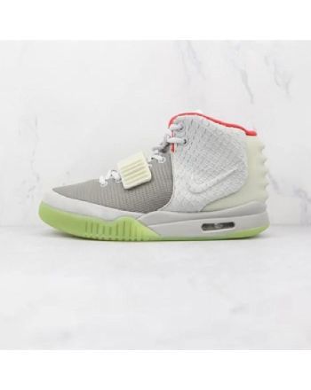 NIKE AIR YEEZY 2 PURE PLATINUM Wolf Grey Mens 508214-010